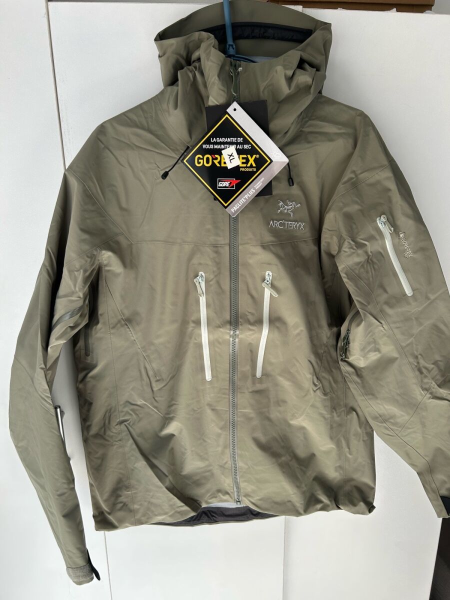 Arc'teryx Alpha Sv jacket new, size XL,… - € 178,00 - Vendora.cy