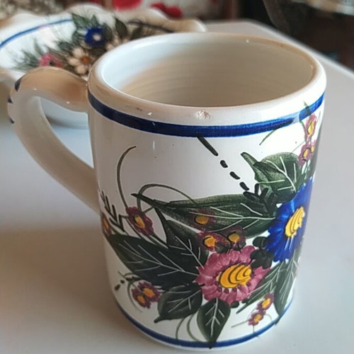 Vintage cup and bowl set used, folk art