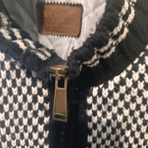 Roy Garage men's knitted cardigan L XL like new, black and white houndstooth