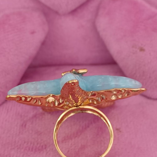 Starfish ring like new with blue marble effect and gold details