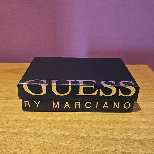 Guess packaging box like new, hard cardboard 15x10.5 cm
