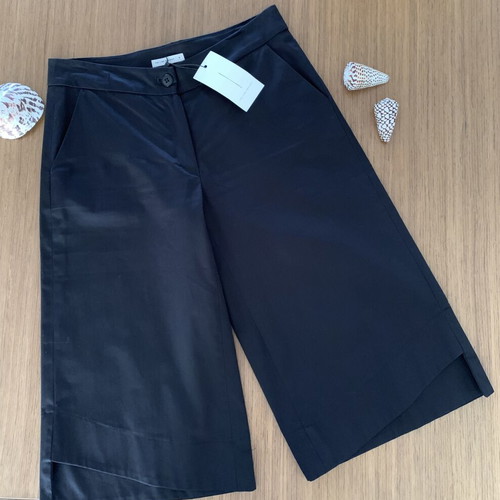 The Line Project black capri pants size S new