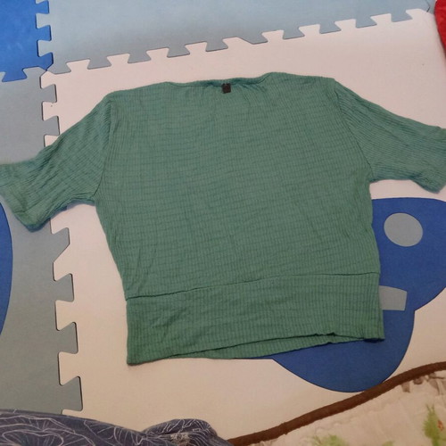 Set of 2 used blouses gray and turquoise
