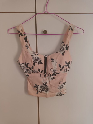 Tally Weijl top like new, salmon color, floral design, size S