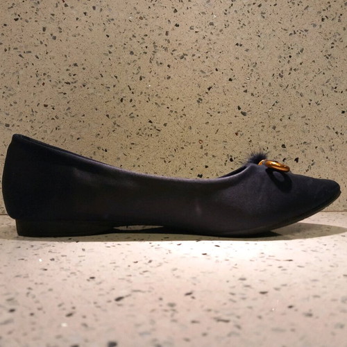 Axel suede blue ballerinas new with tassel and gold buckle