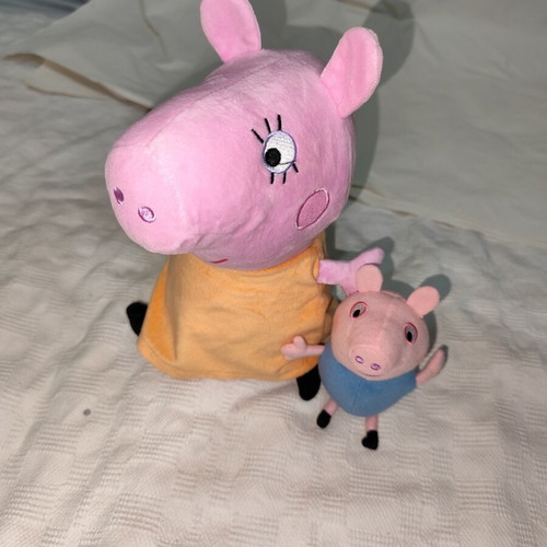 Peppa Pig and George plush toy set used with Candy Cat