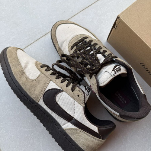 Nike Field General 82 sneakers like new, beige, size 45