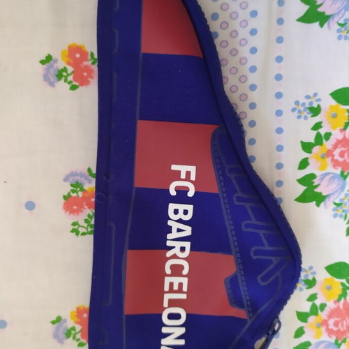 Barcelona pencil case like new, 24x11 cm