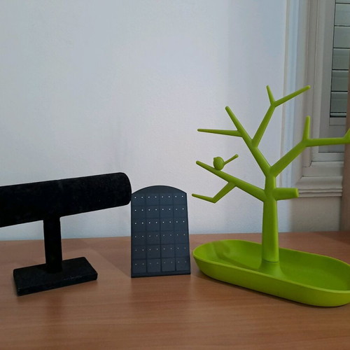 Jewelry organizers like new, set of 3 with green, black, and earring holders