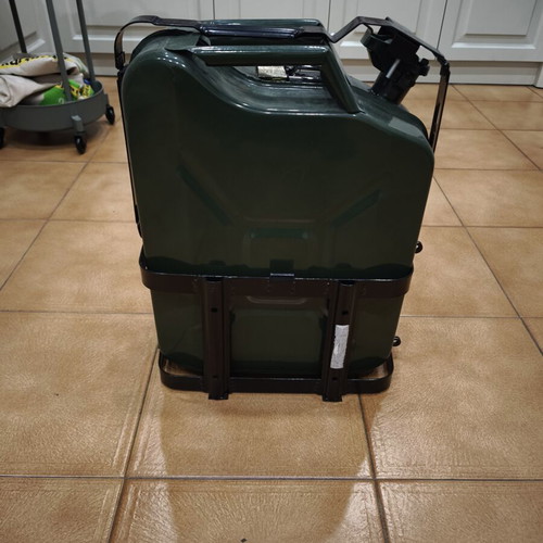 Jerrycan 20lt with bracket new