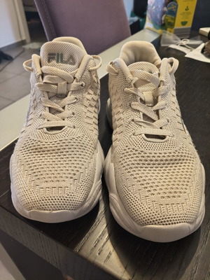 Fila Memory Athletic Shoes, Size 39, Beige