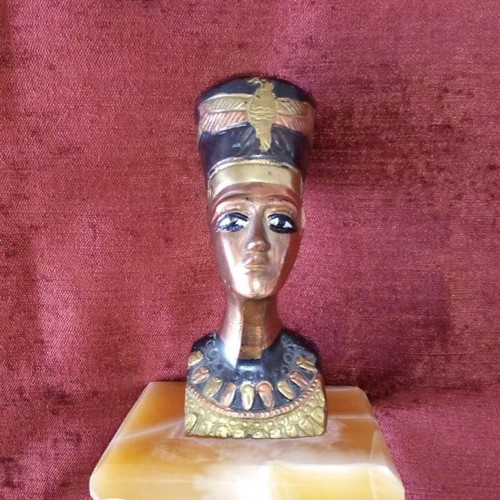 Nefertiti figure in marble and bronze new