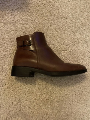 Μποτάκια δερμάτινα καφέ κονιάκ μεταχειρισμένα