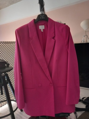 H&M fuchsia women's blazer like new, size S