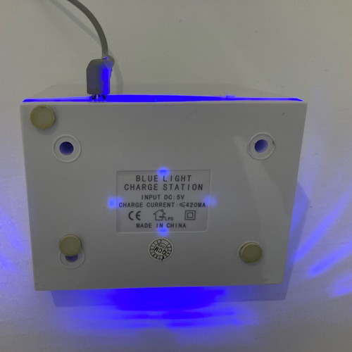 Nintendo Wii Blue Light Charge Station In good condition Price 6 Euros