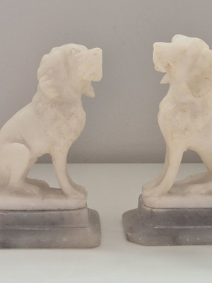 Grand Tour White Alabaster Seated Spaniel Bookends, original pair