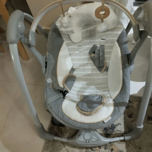 Ingenuity bouncer used with music and white noise