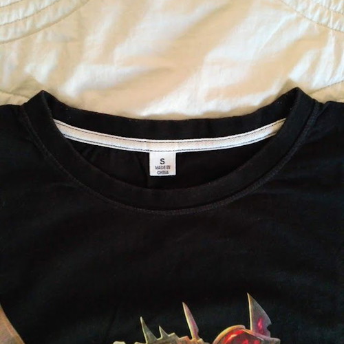 League of Legends (LOL) T-shirt used, size S, black