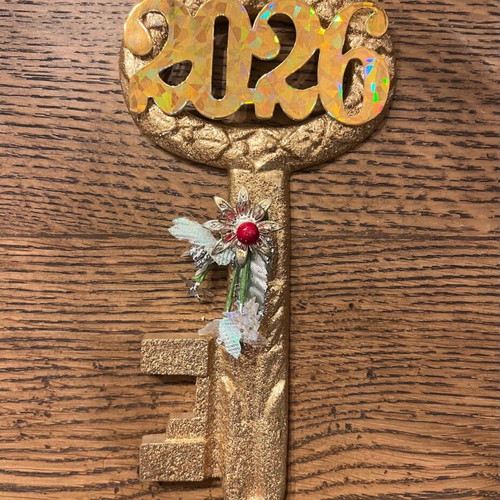 Christmas decorative key with rhinestones and 2026 date new 22 cm
