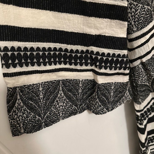 Pearl & Caviar kimono like new, black and white cotton