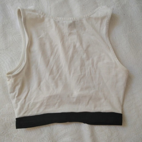 Crop top like new with special waist detail, black and white, size XS