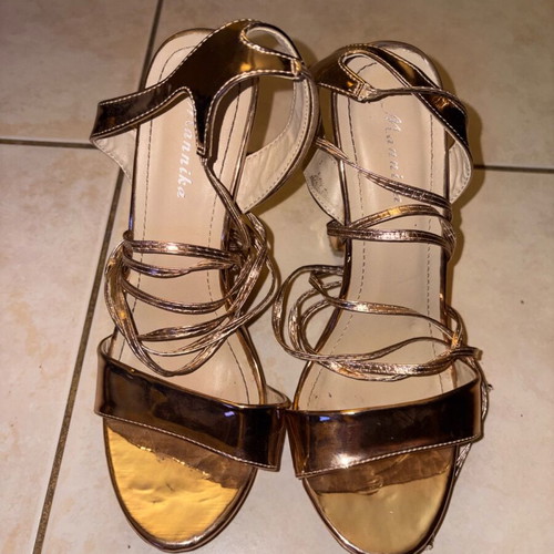 Mannika High Heels Like New Rose Gold Size 37