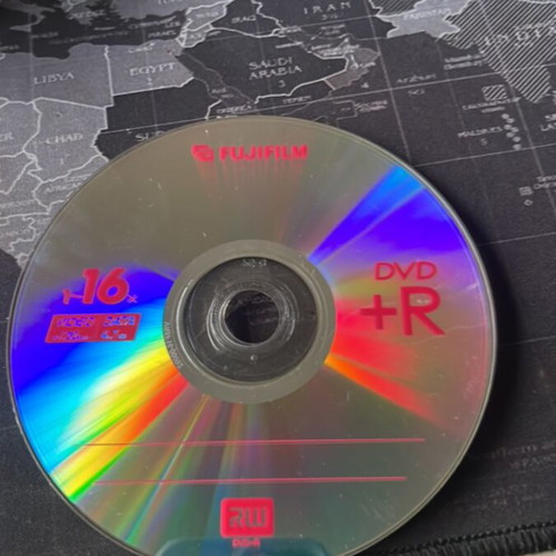 Blank Cd and DvD like new, pack of 14 CDs and 7 DVDs