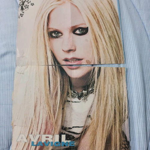 Poster Katerina with Avril Lavigne and Floricienta used, poor condition