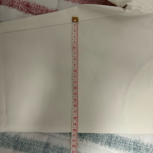 Enzzo white pants like new, small with side zipper