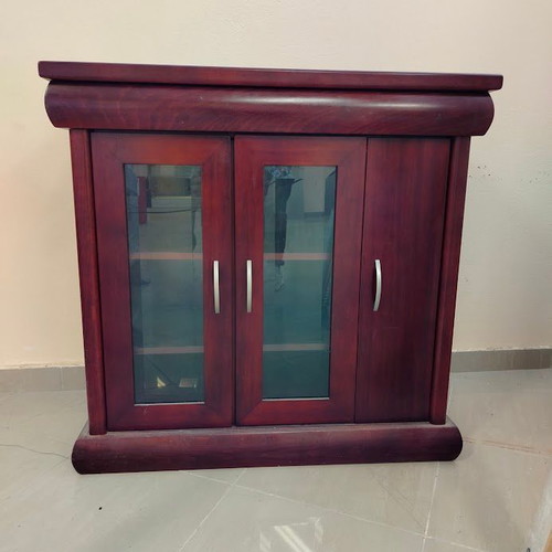 TV cabinet like new with side CD holder