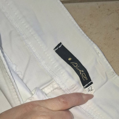 AKE white pants straight fit like new, size Small