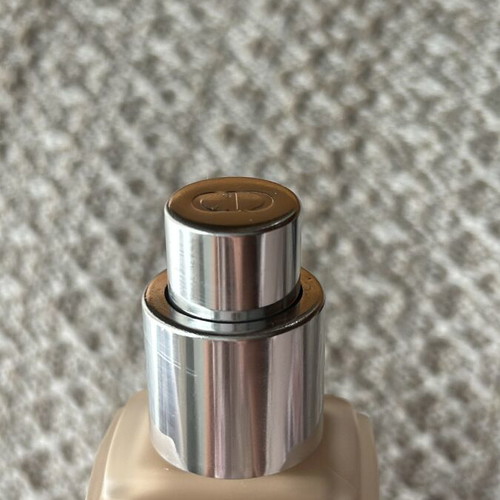 Dior Forever Foundation 2N Natural Matte used