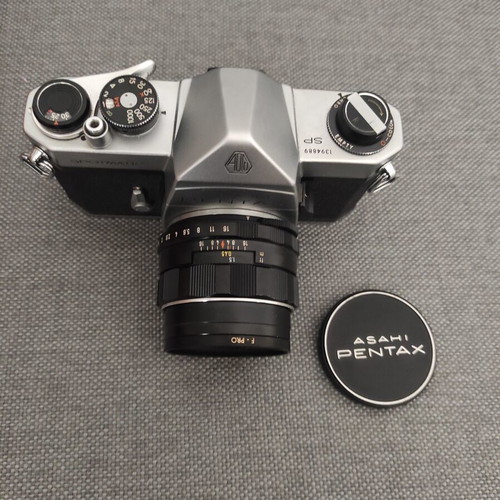 Asahi Pentax Spotmatic SP camera with Super-Takumar 50mm f/1.4 lens like new