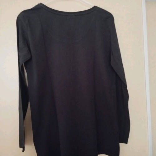 T-shirt with long sleeves used, black cotton size M