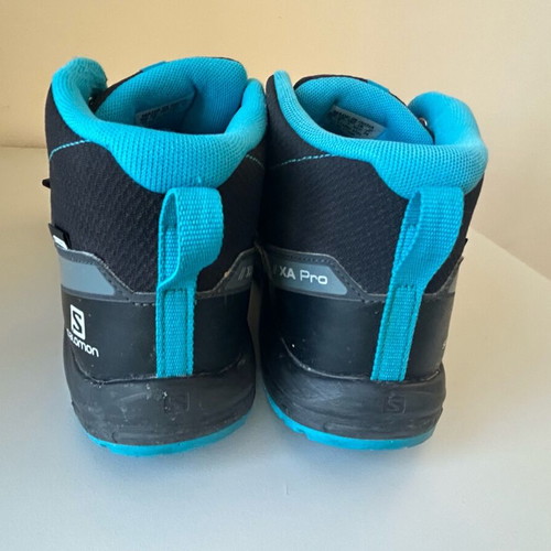 Salomon XA Pro kids shoes size 39 used for hiking and snow