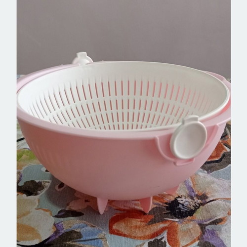 Set of assorted trays and bowls
