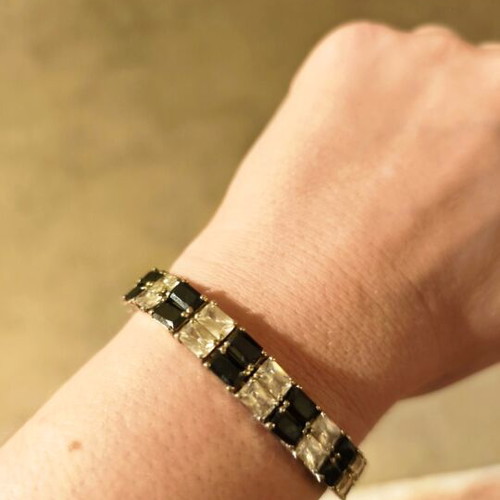 Tennis bracelet silver, like new, black and silver