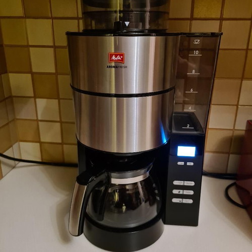 Melitta Aroma Fresh 1021 coffee maker like new with built-in grinder