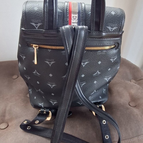 Backpack La tour Eiffel used, dark blue 30×25×5cm