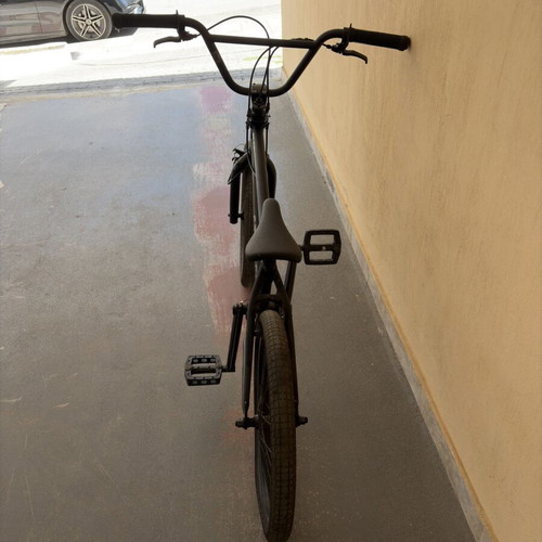 BMX GT Slammer 20” bike like new, black, V-Brakes