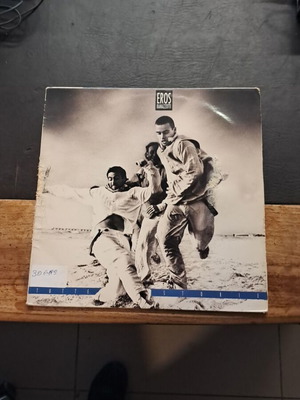 Vinyl record used, excellent condition