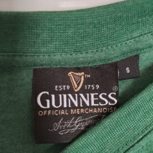 Guinness official merch t-shirt like new, size S, green