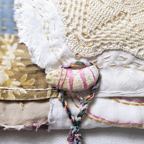 Handmade fabric pouch like new for needles and threads
