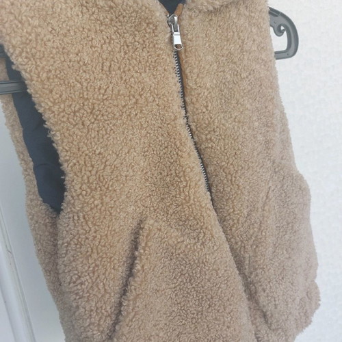ZARA KIDS fur vest with hood girls new, beige 120cm 6-7 years
