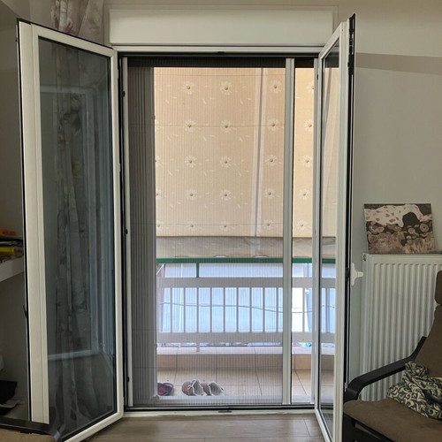 Apartment 48 m² renovated, 2nd floor, security door, balcony