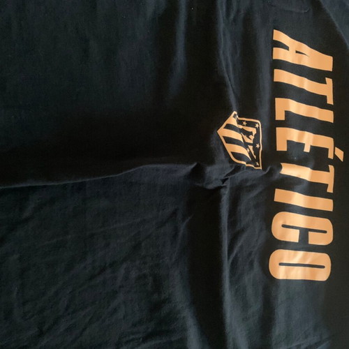 Atletico Madrid XL Official T Shirt like new