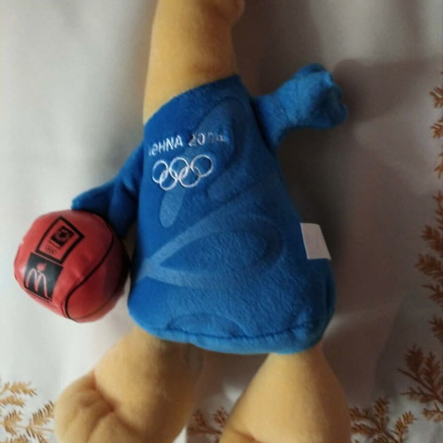 Athens 2004 Olympic Games mascots Athena and Phoebus like new with music