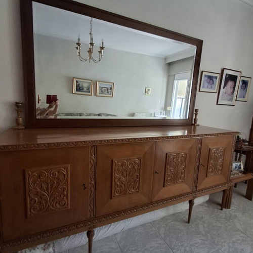 Dining set with 6 chairs and buffet with mirror, like new