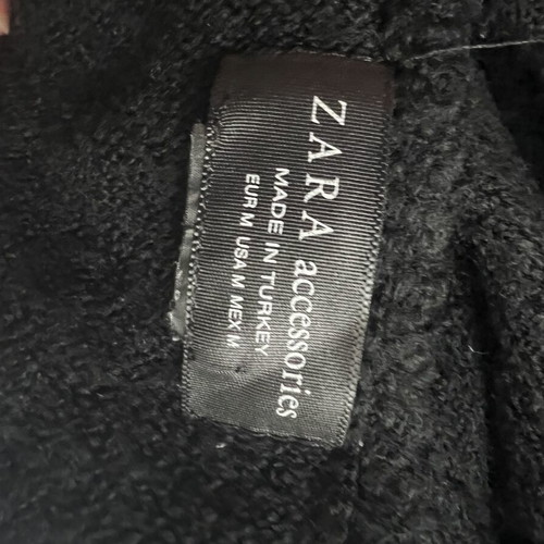 Scarf black Zara like new