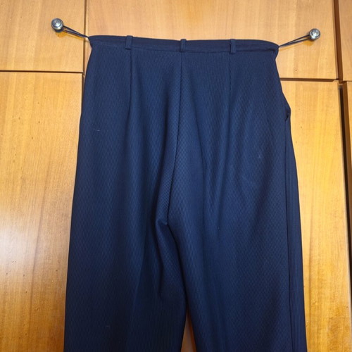 Pants black used, size small with narrow waist